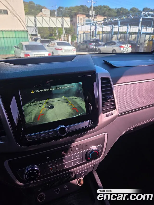 KG_Mobility_Ssangyong Rexton 2018 thumb 6