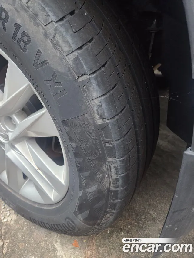 KG_Mobility_Ssangyong Rexton 2018 thumb 9