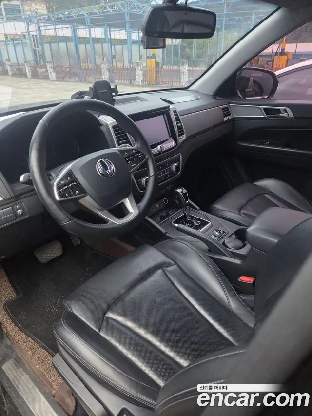 KG_Mobility_Ssangyong Rexton 2018 thumb 10