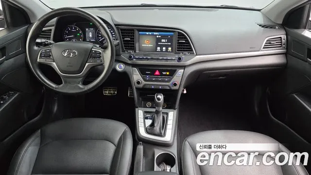 Hyundai Avante 2017 thumb 7