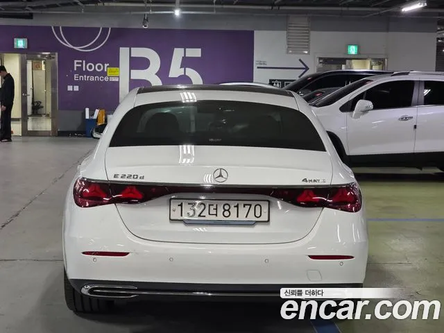 Mercedes-Benz E-Класс 2024 thumb 4