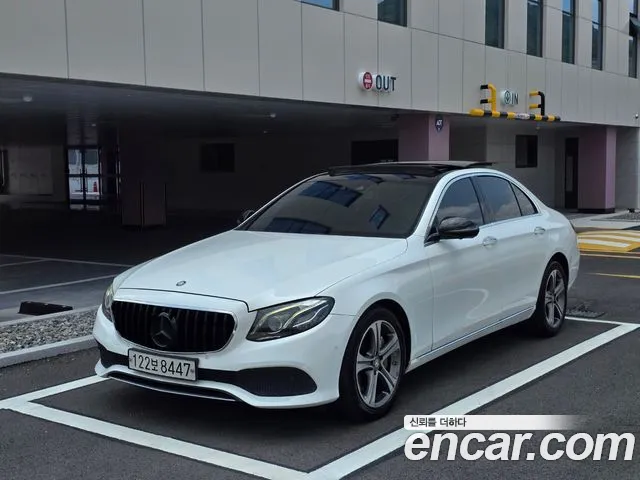 Mercedes-Benz E-Класс 2016 thumb 2