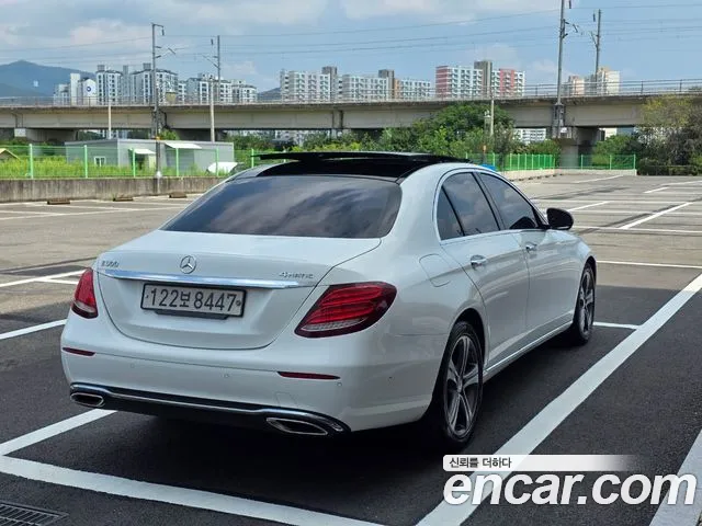 Mercedes-Benz E-Класс 2016 thumb 4
