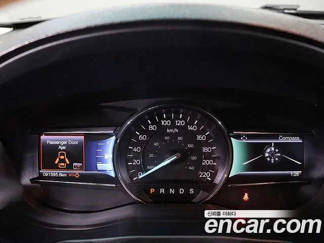 Ford Explorer 2016 thumb 6