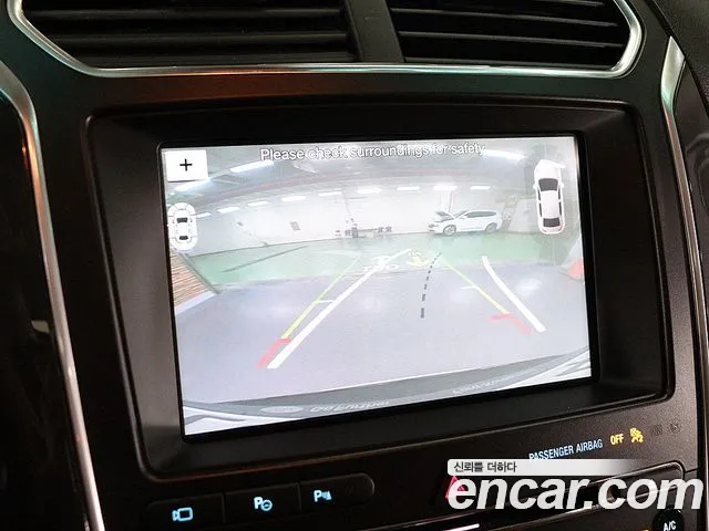 Ford Explorer 2016 thumb 10