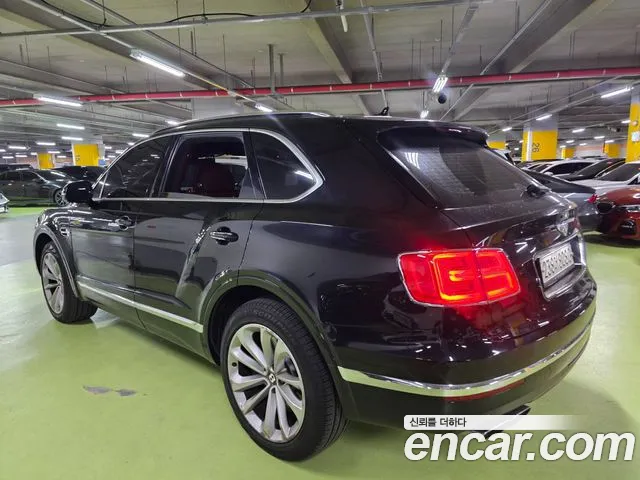 Bentley Bentayga 2019 thumb 6
