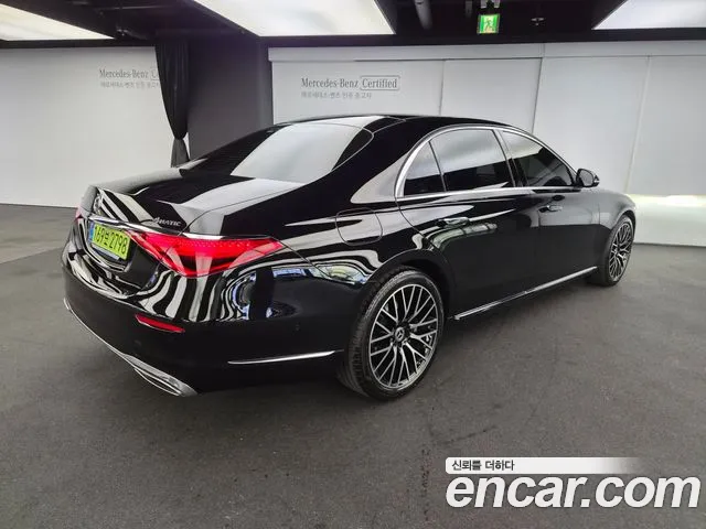 Mercedes-Benz S-Класс 2026 thumb 2