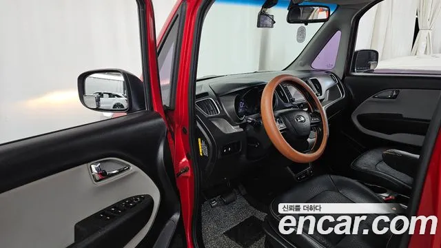 Kia Ray 2015 thumb 10