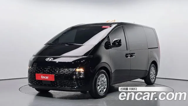 Hyundai Staria 2025 thumb 10