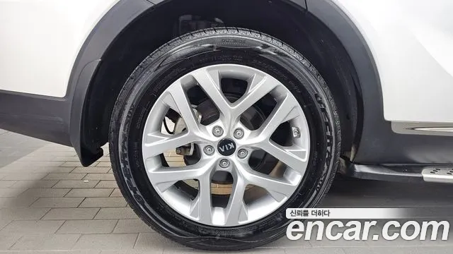 Kia Sorento 2019 thumb 5