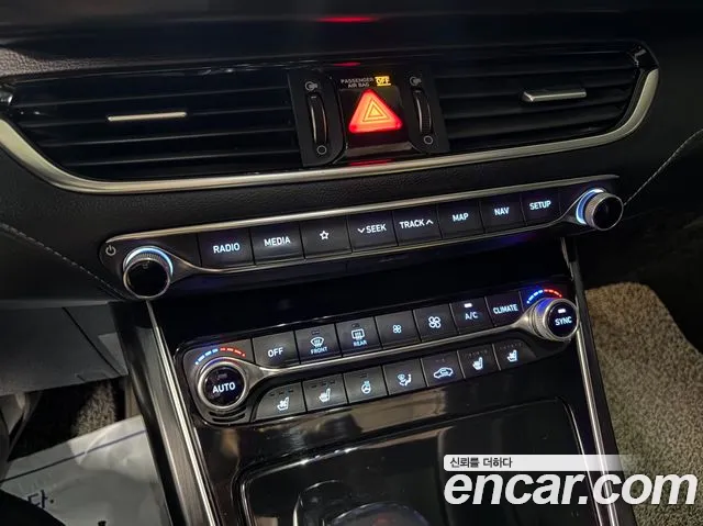 Hyundai Grandeur 2017 thumb 9