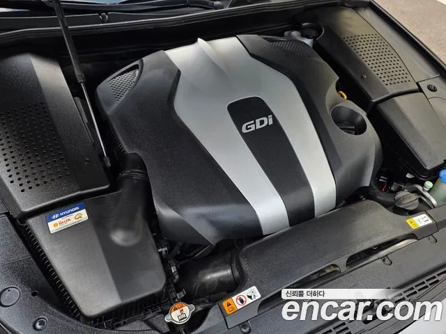 Hyundai Genesis 2013 thumb 6