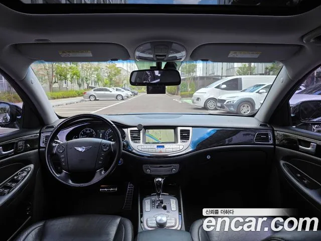 Hyundai Genesis 2013 thumb 7
