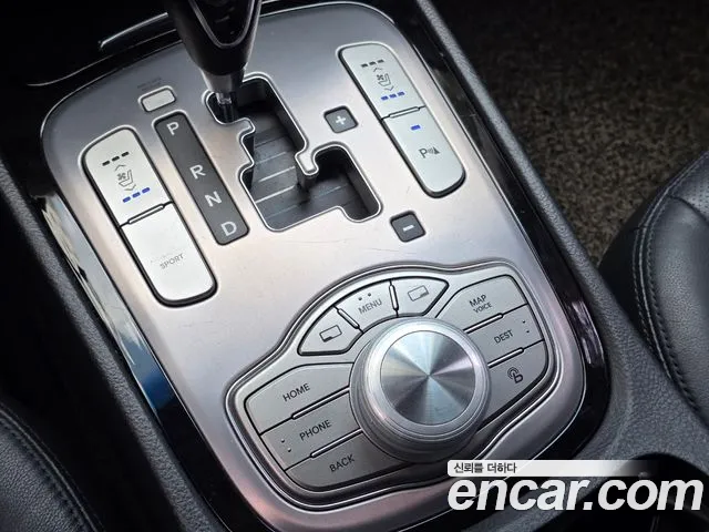 Hyundai Genesis 2013 thumb 9