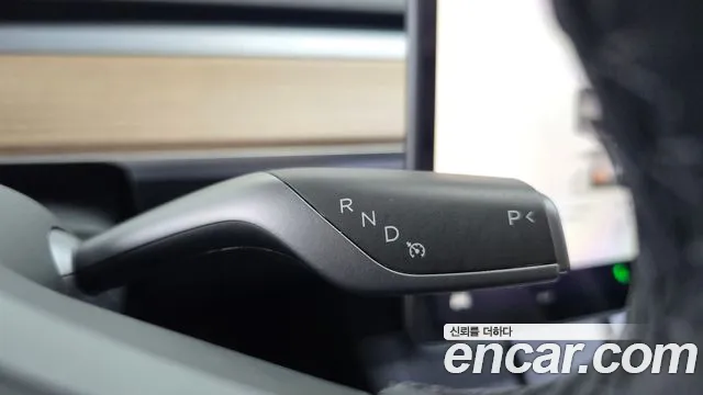 Tesla Model Y 2022 thumb 8