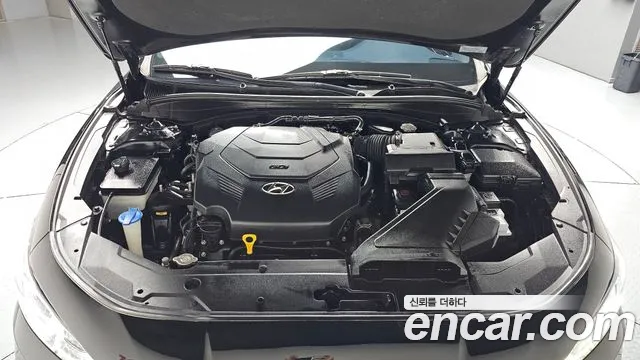 Hyundai Grandeur 2017 thumb 5