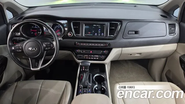 Kia Carnival 2020 thumb 7