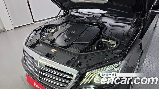 Mercedes-Benz S-Класс 2018 thumb 6