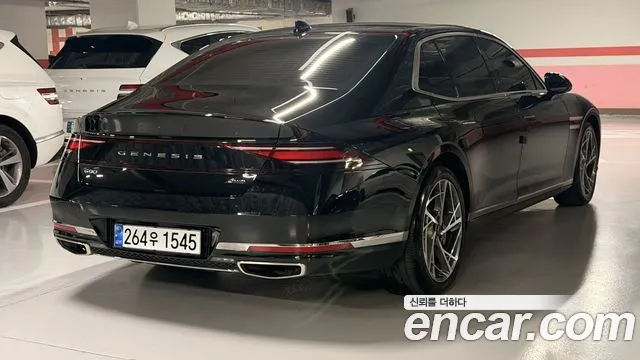 Genesis G90 2022 thumb 2