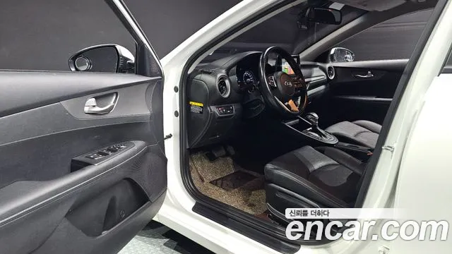 Kia K3 2019 thumb 10