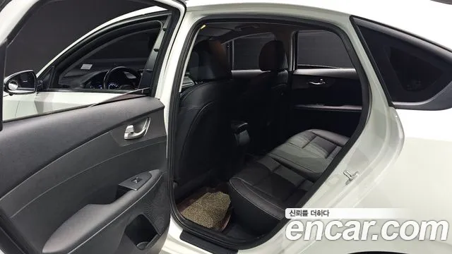 Kia K3 2019 thumb 12