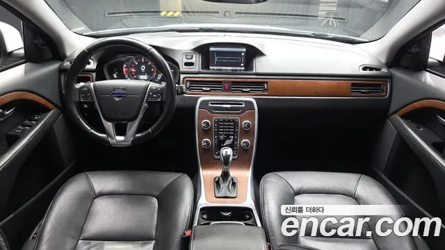 Volvo XC70 2014 thumb 7