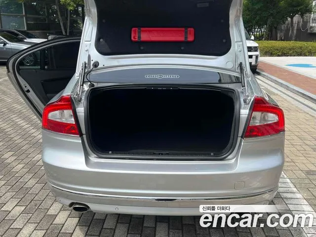 Volvo S80 2014 thumb 10