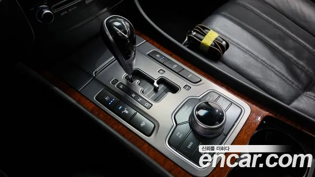 Hyundai Equus 2011 thumb 9