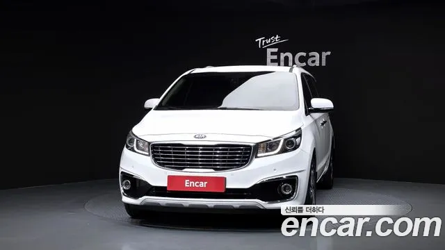 Kia Carnival 2015 thumb 3