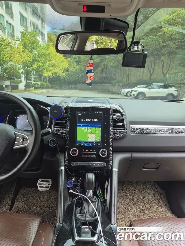 Renault-KoreaSamsung Koleos 2016 thumb 6