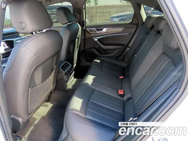 Audi A6 2022 thumb 6
