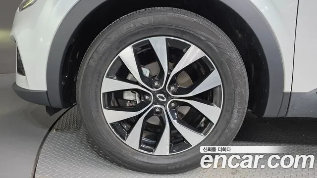Renault-KoreaSamsung Arkana 2021 thumb 5
