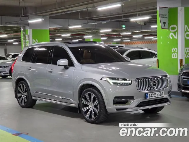 Volvo XC90 2022 thumb 3