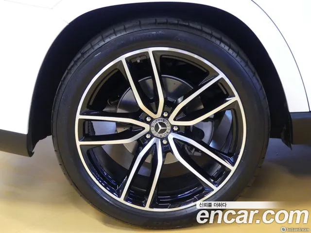 Mercedes-Benz GLS 2025 thumb 5