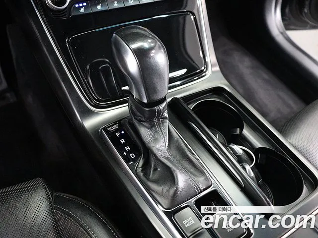 Hyundai Grandeur 2017 thumb 9