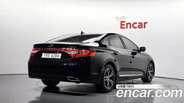 Hyundai Grandeur 2012 thumb 2