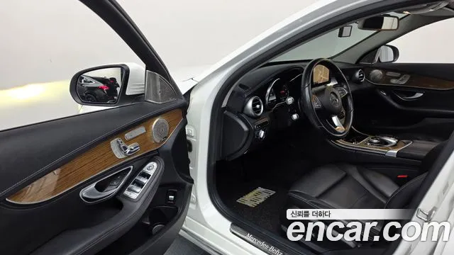 Mercedes-Benz C-Класс 2014 thumb 10