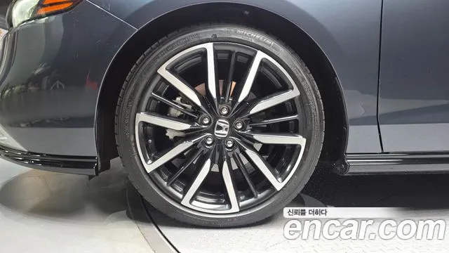 Honda Accord 2023 thumb 5