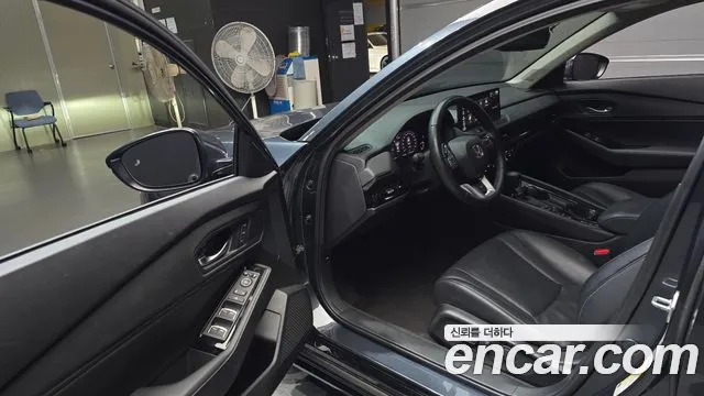 Honda Accord 2023 thumb 10