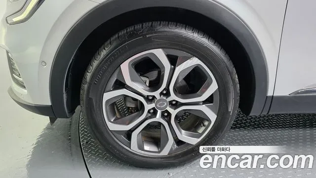 Renault-KoreaSamsung Arkana 2020 thumb 4