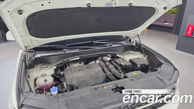 Hyundai Santa Fe 2023 thumb 6
