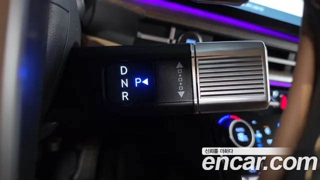 Hyundai Santa Fe 2023 thumb 9