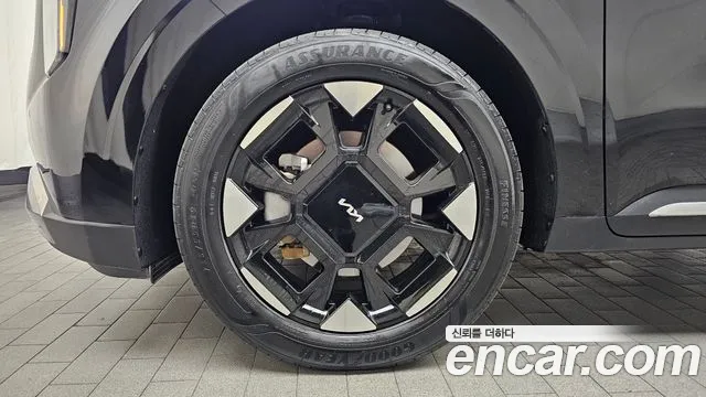 Kia Carnival 2025 thumb 4