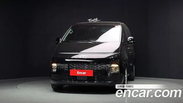 Hyundai Staria 2022 thumb 3