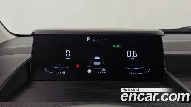 Hyundai Staria 2022 thumb 8
