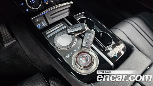 Genesis G80 2022 thumb 9