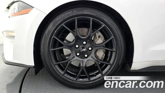 Ford Mustang Mach-E 2018 thumb 5