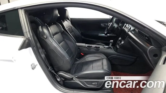 Ford Mustang Mach-E 2018 thumb 11