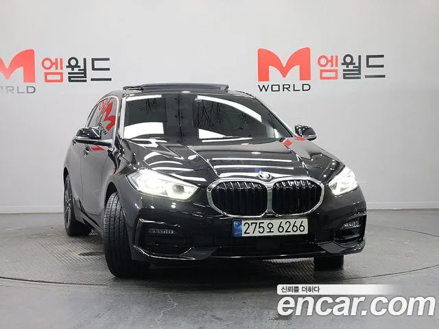 BMW 1-Series 2022 thumb 2