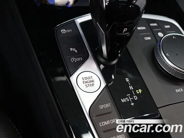 BMW 1-Series 2022 thumb 10